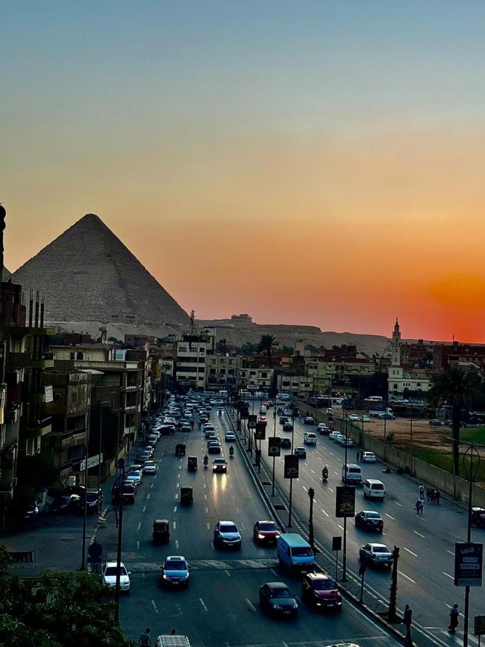Khufu Pyramids Inn Nazlet el-Sîsi Kültér fotó