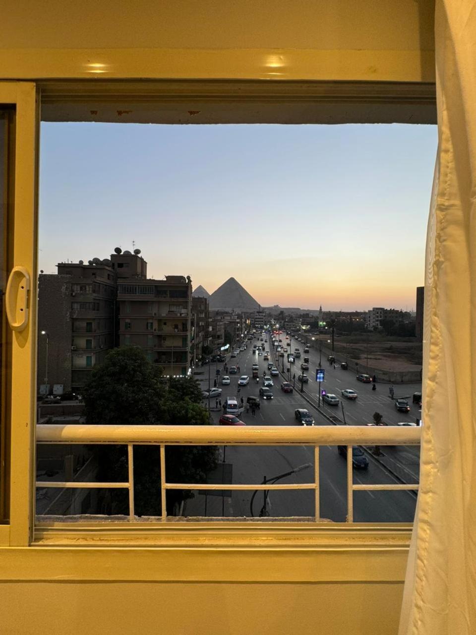 Khufu Pyramids Inn Nazlet el-Sîsi Kültér fotó