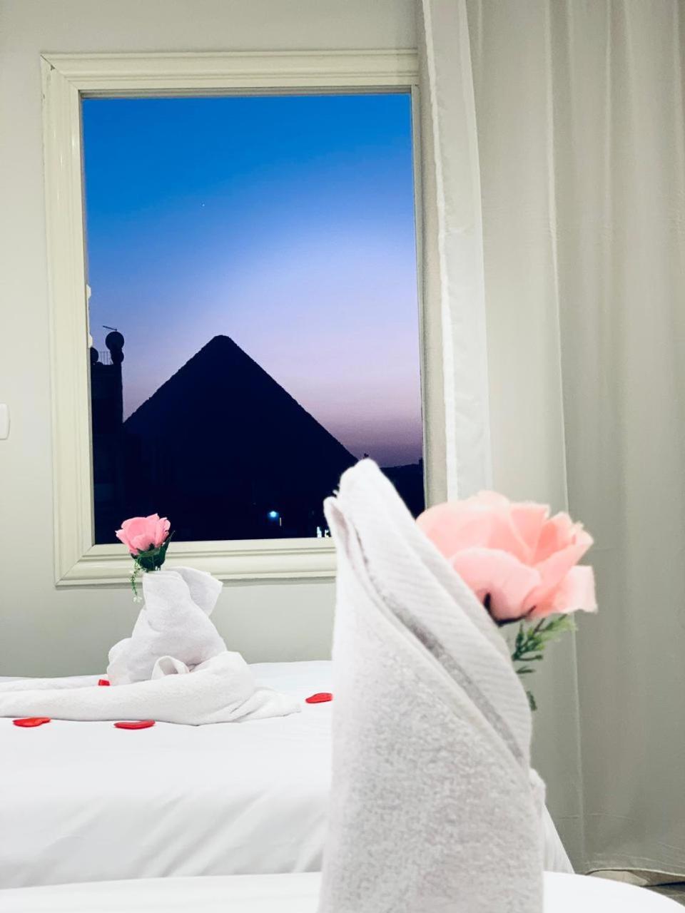 Khufu Pyramids Inn Nazlet el-Sîsi Kültér fotó